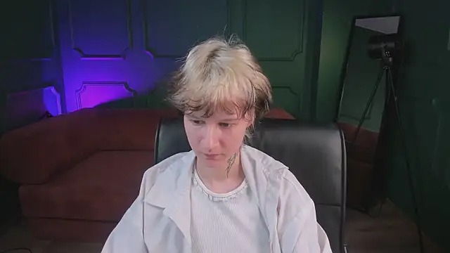 Senpai_Sins webcam
