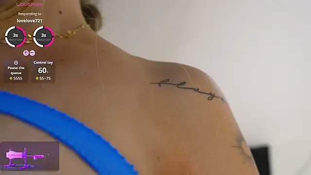 Annyy_Rosse webcam