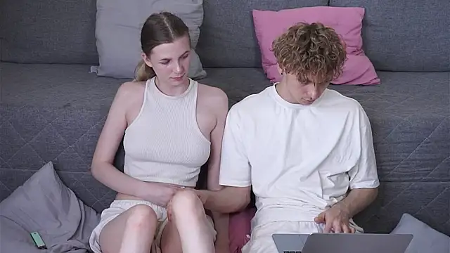 HotBabyCouple_ webcam