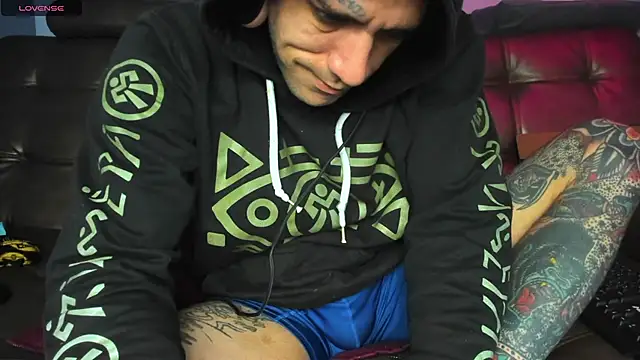 jhonny__ackerman live cam on StripChat