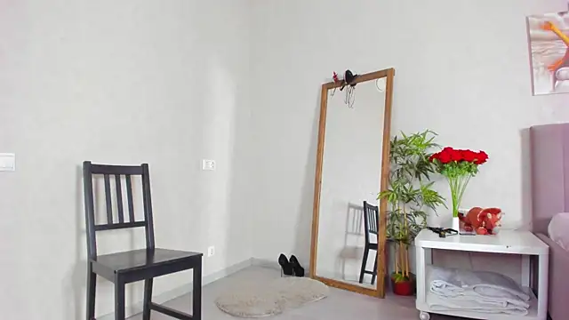 Camilla_Kelly webcam