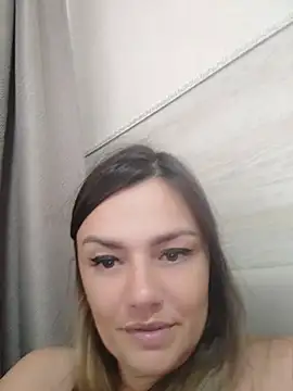 KrissSexi webcam