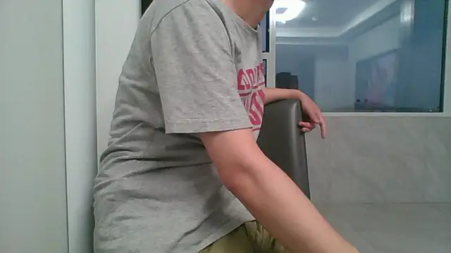 nole_china7 (Ask my age) - talk / fun / cum