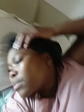RealQueenOfSouth webcam
