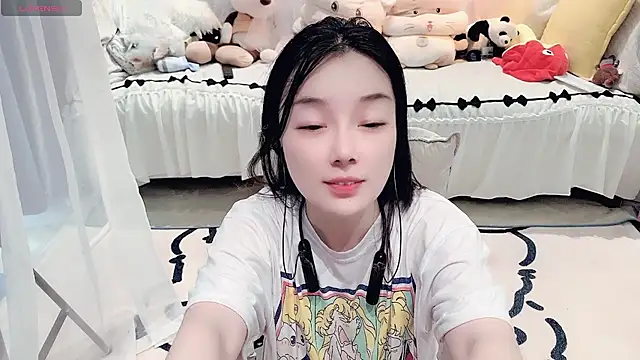 AKiKi711 webcam