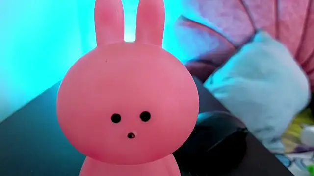 luly_pink webcam
