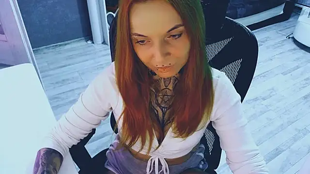 InesGold webcam