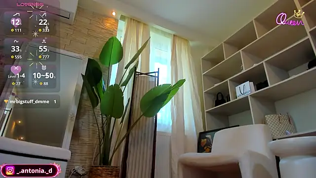 Bella_Posh webcam