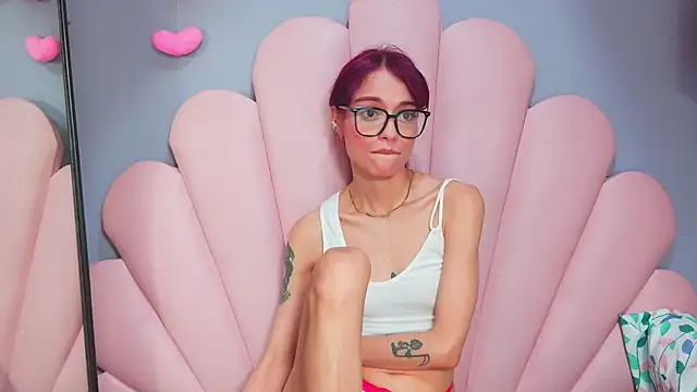 luci_miller webcam