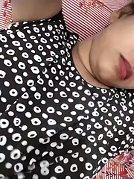 Sexy_Divya__ webcam