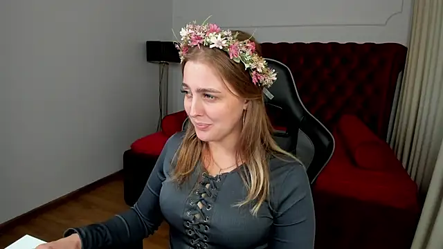 EllaBells live cam on StripChat