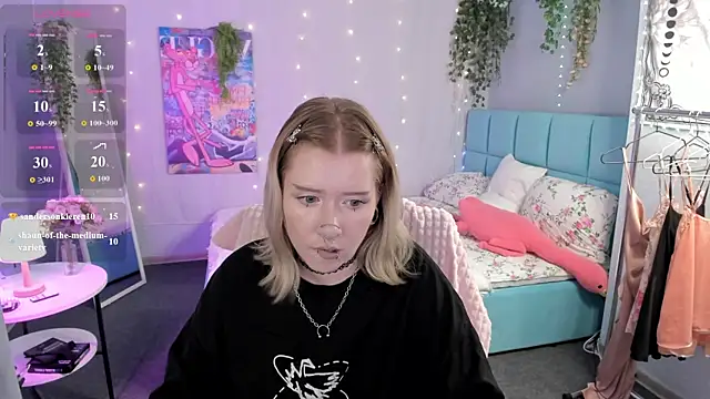 Elira_Vane webcam