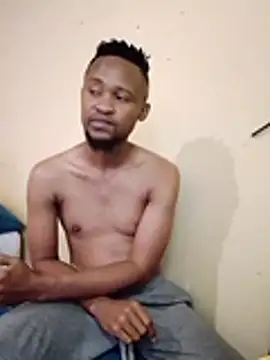 xxTroyX webcam