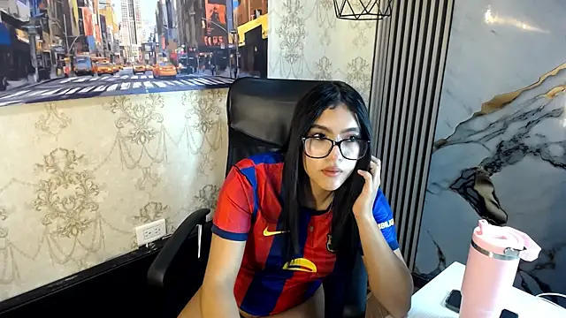 Holly_Watson_ webcam