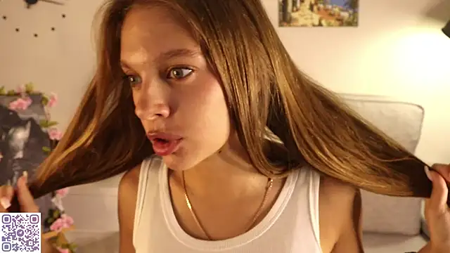 Kelly_Clarks webcam