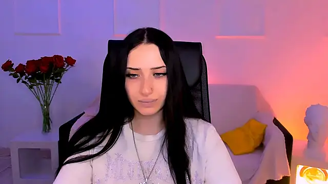 MonicaLowes webcam