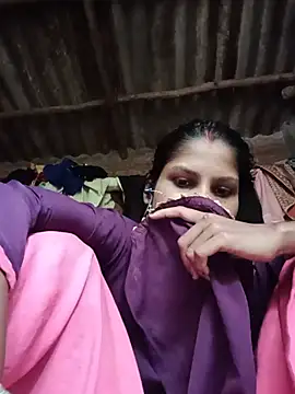 RiyaHottie1 webcam
