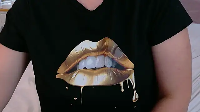 BrianaJoy webcam