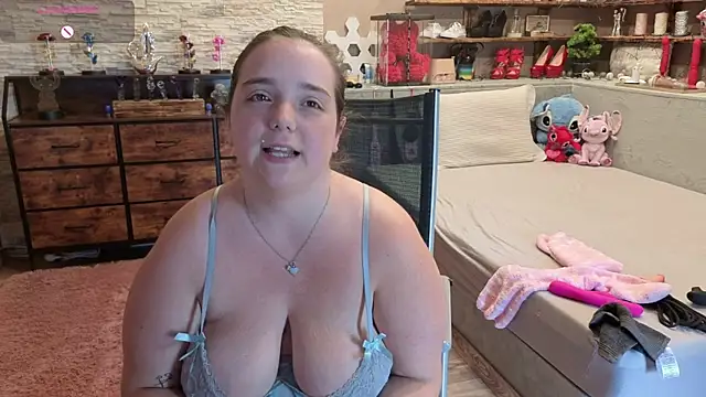 Kimberly-Caprice webcam