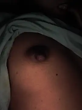 cute_simmy0 webcam
