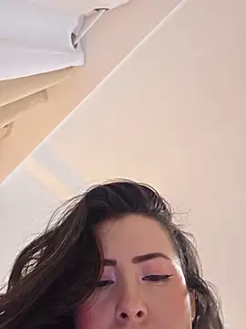 NeredaXxx webcam