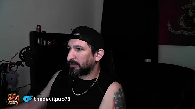 DevilPup75_ webcam