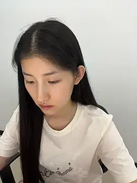 Mina_168 webcam