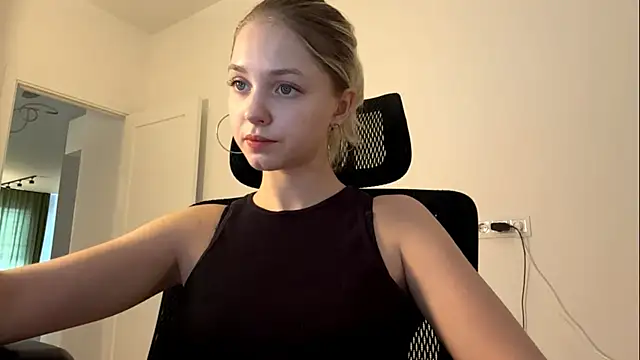 EveryoneEve webcam