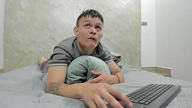 Robinlion91 webcam