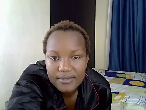 FlirtyMira webcam