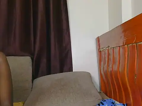 petite_twirlstar webcam