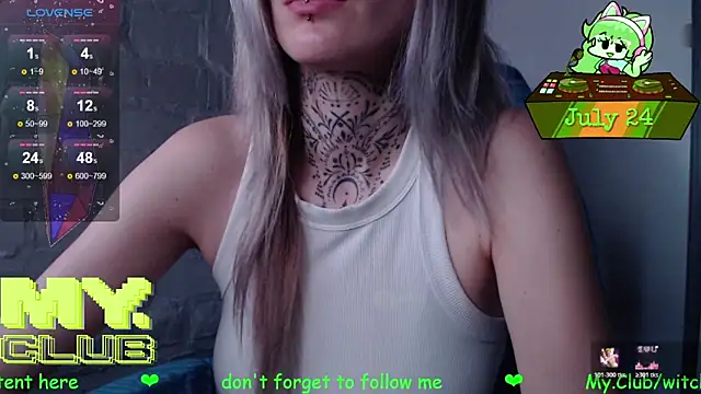Witch_Emma webcam