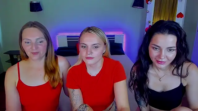 MagicEyess live cam on StripChat