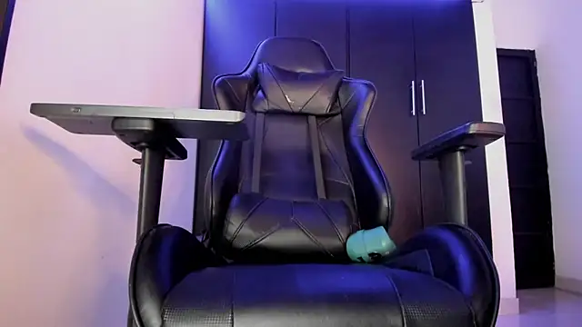 Liam_Mateo webcam