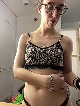 MartiniiSelenna webcam