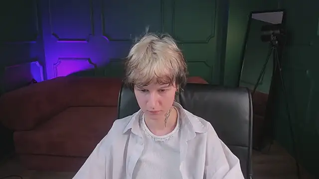 Senpai_Sins webcam