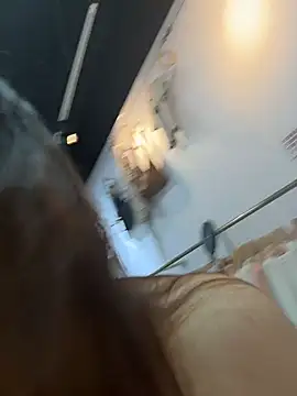 mimi_wife