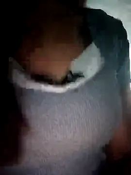 Thobaby112 live cam on StripChat