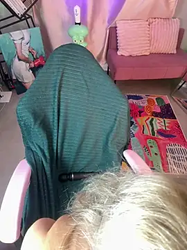 Hot_blondie