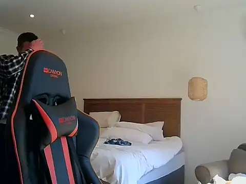 TroyDieselXXX webcam
