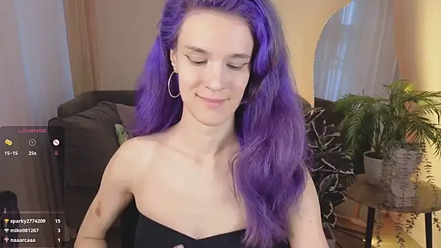 AuraLaunni webcam