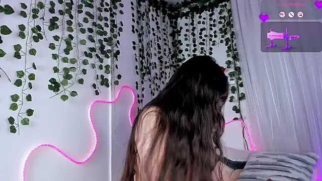 Samii_Evans live cam on StripChat