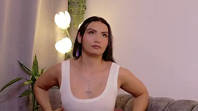 samiradoll live cam on StripChat