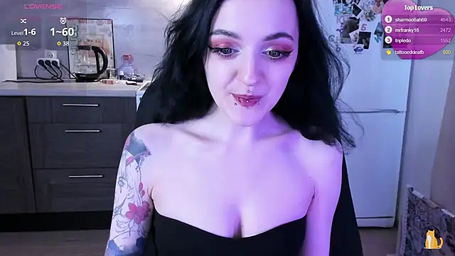 miura_moon live cam on StripChat