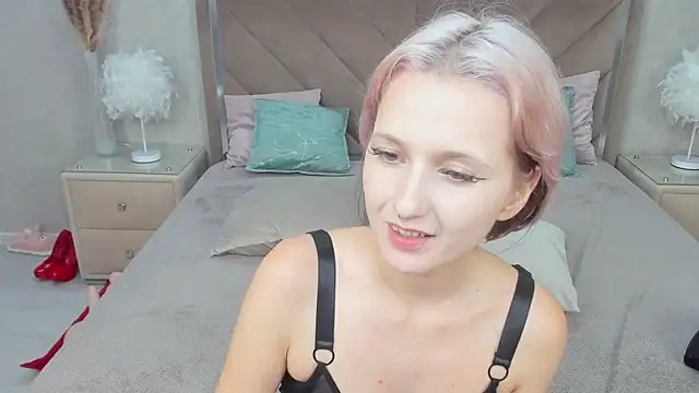 MiaKarlos webcam