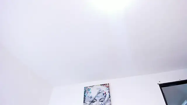 viioleta_stone webcam
