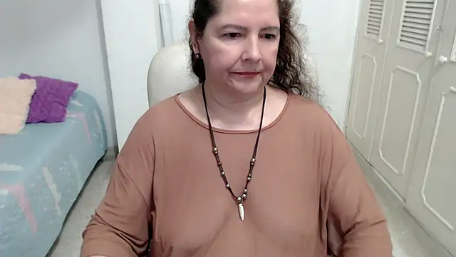 leonela_69 webcam