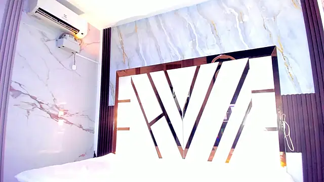ebony_valentina webcam