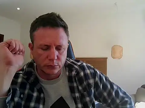 TroyDieselXXX webcam