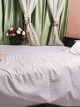 Shalu_G webcam